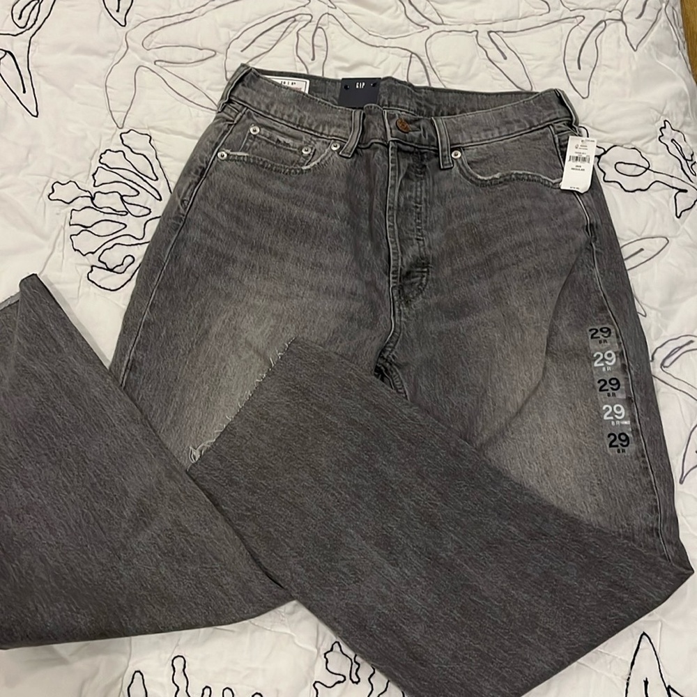 NWT Gap Cheeky Straight High Rise Jeans - size 29